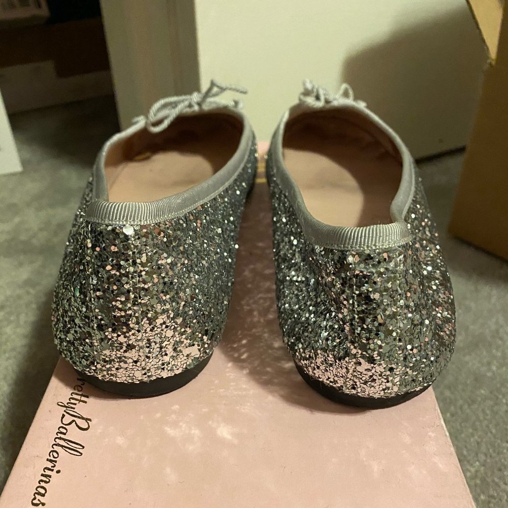 Pretty Ballerinas Kylie Flats - Picture 2 of 5